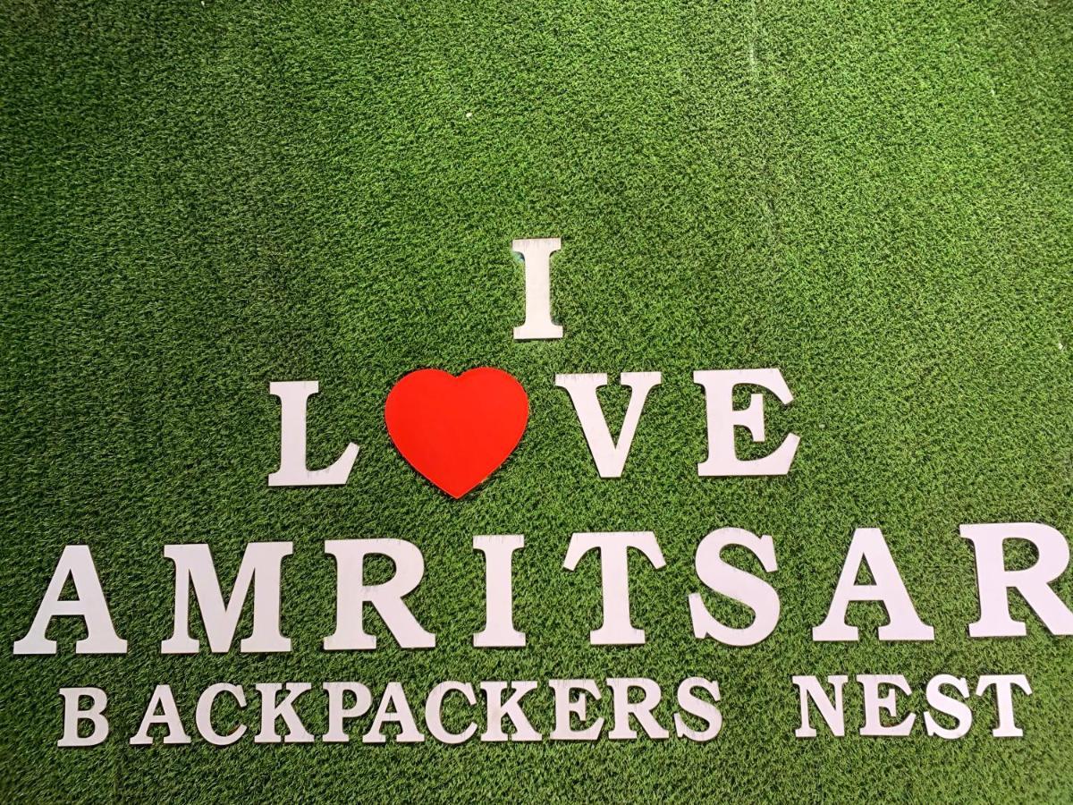Backpacker's Nest Vandrarhem Amritsar Exteriör bild